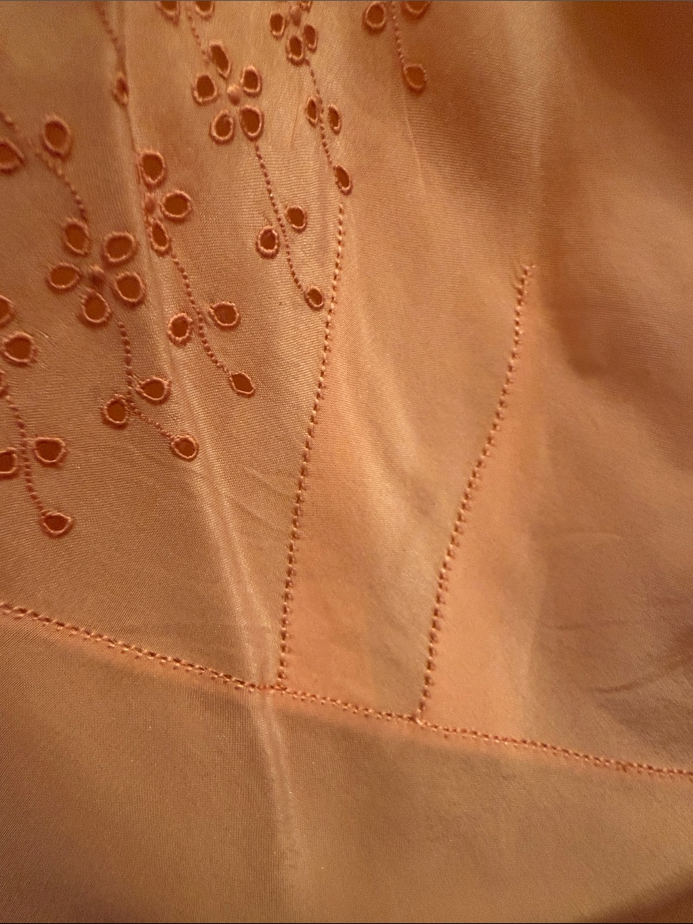 VintagePeach Satin Slip  Women Intimates & Sleepwear - Picture 14 of 14